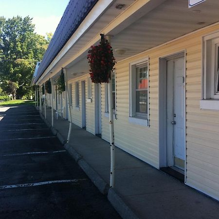 Bracebridge Inn Екстериор снимка